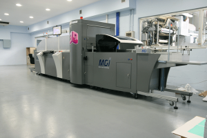 MGI Jetvarnish 3D en Grupo NEO