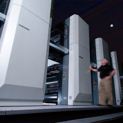 Máquina de impresión offset Komori S38D