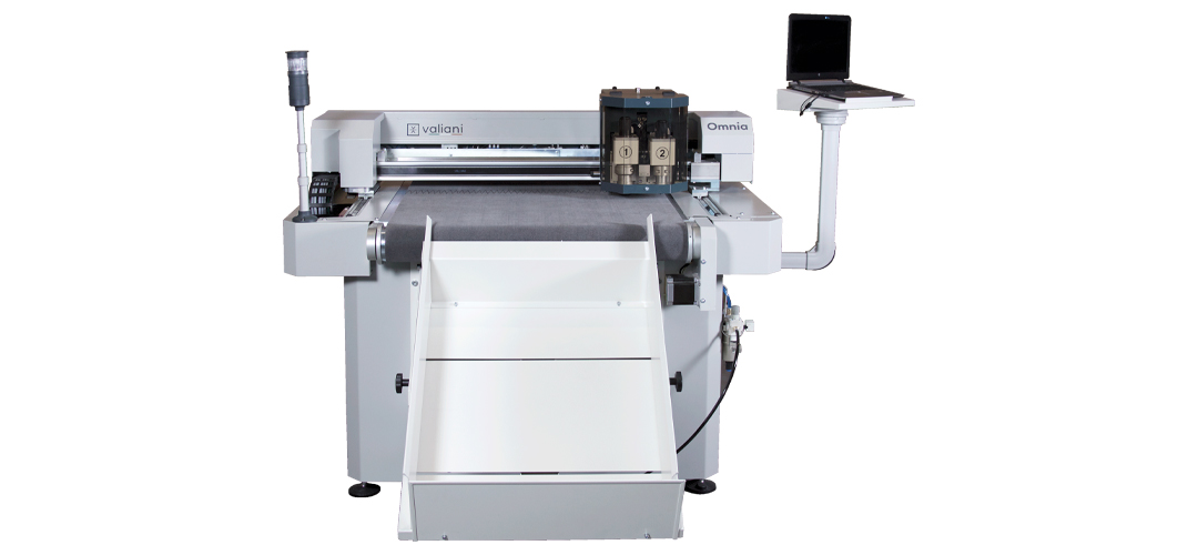 Valiani Omnia Plotter de corte con alimentador automático